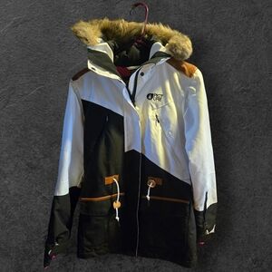 Women's Black and White Ski Jacket with Fur Hood